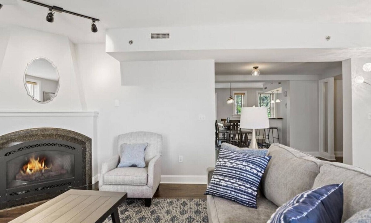 Asheville Condo | Biltmore Village Getaway