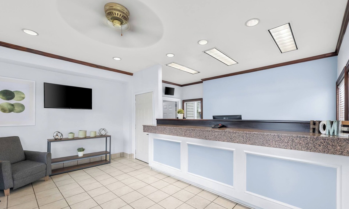 Tougaloo Hotel | Birch Hill Suites - Jackson