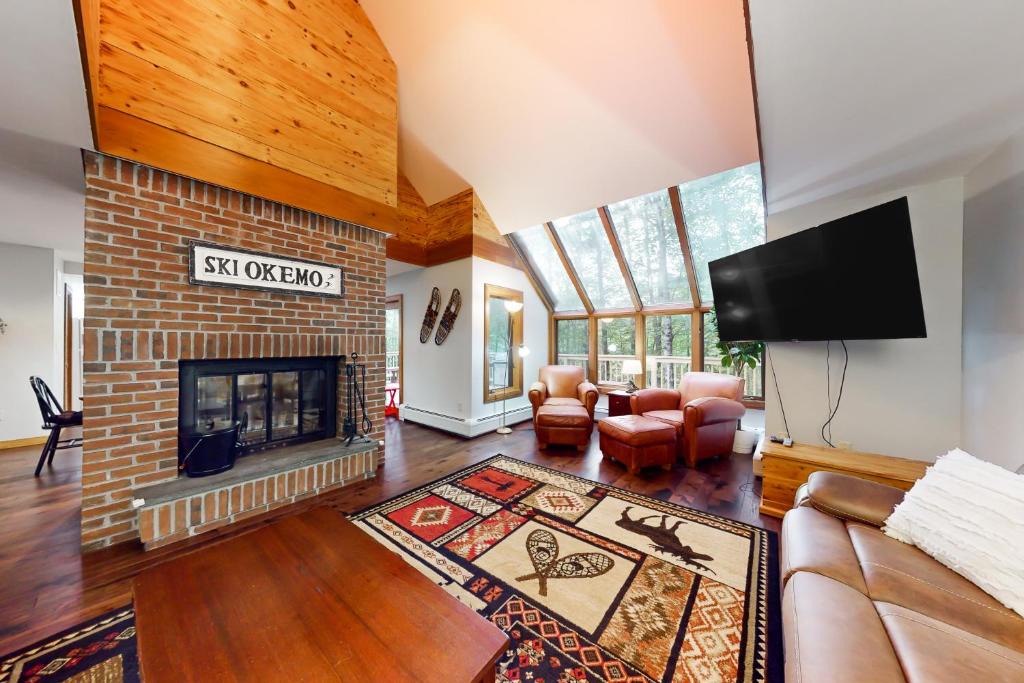 Ludlow Apartment | Birch Landing #1