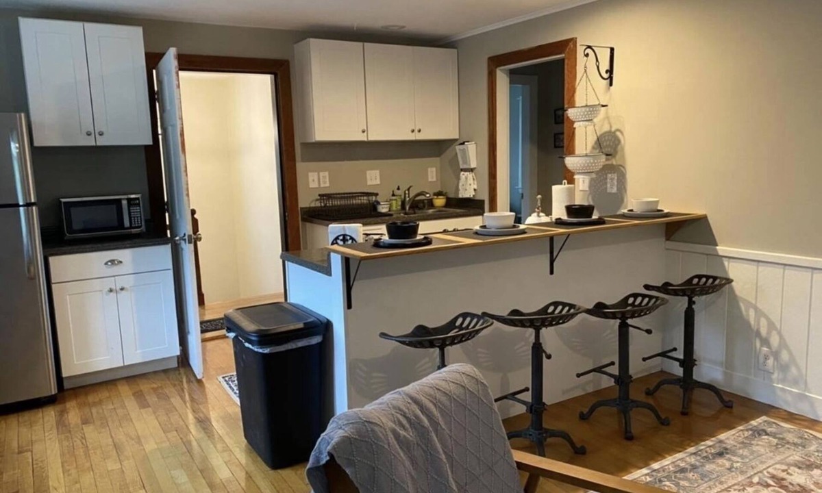 Sanbornton House | Birch Rise Farm ~ Farm Stay