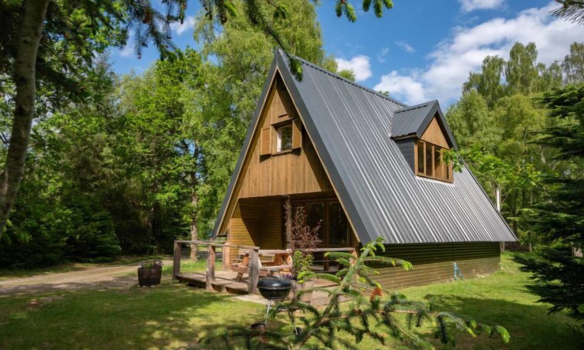 Beauly House | Birchwood Cottage by Interhome