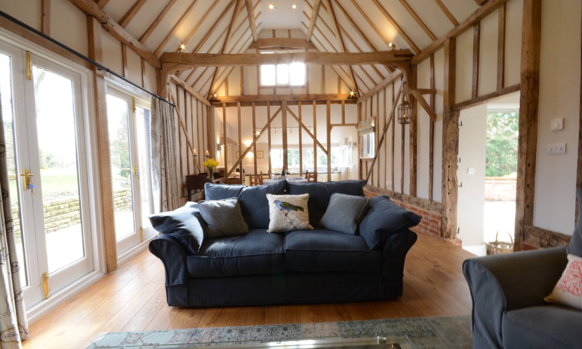 Martlesham Heath Cottage | Bird Cottage, Burgh