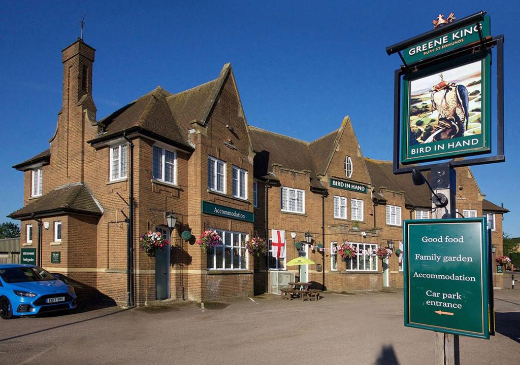 Henlow Hotel | Bird In Hand