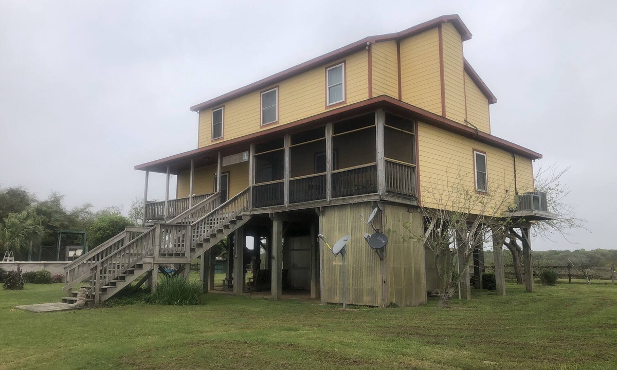 Port Bolivar House | Birders Paradise at the Invincible Inn
