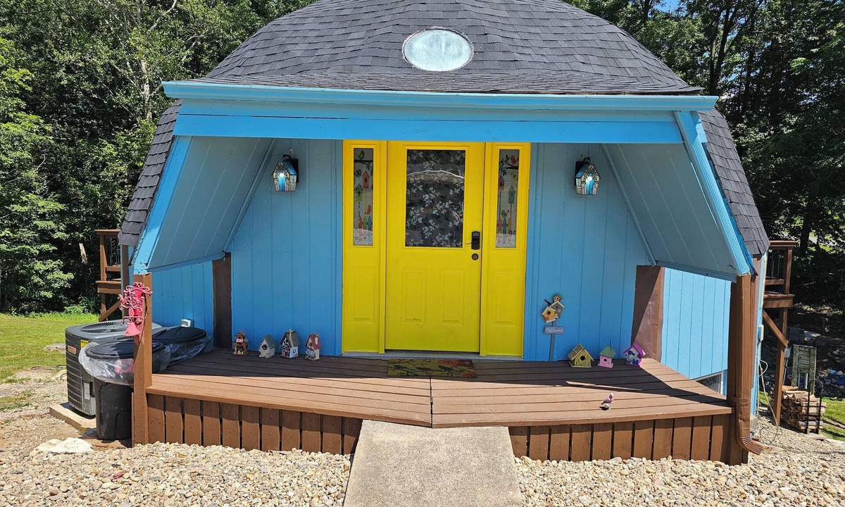 Scotland Cabin | Birdhouse Paradise