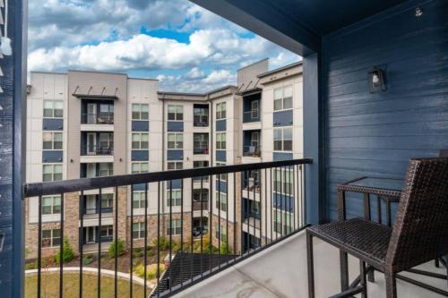 Crestline Heights Apartment | Birmingham Luxury Apt, near everything