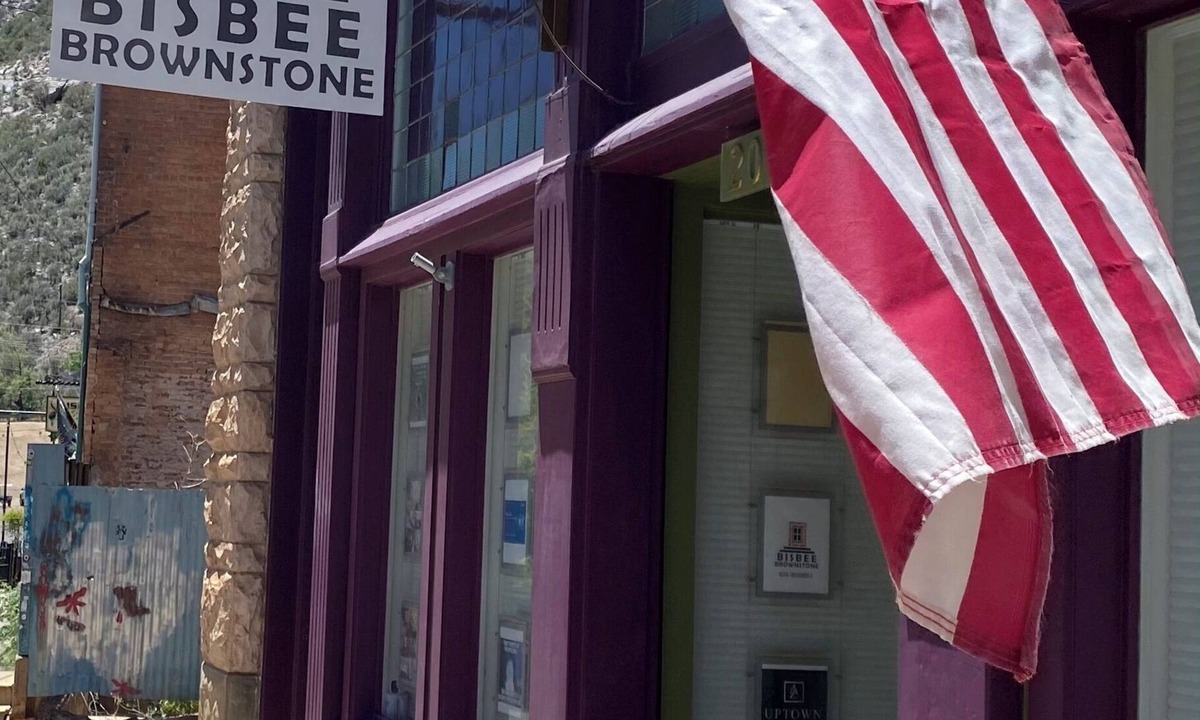 Bisbee Apartment | Bisbee Brownstone Suites