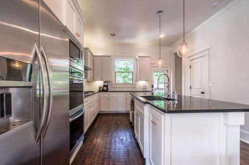 Kessler House | Bishop Arts Retreat