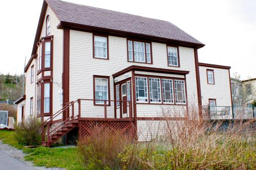 Trinity Hotel | Bishop White Manor