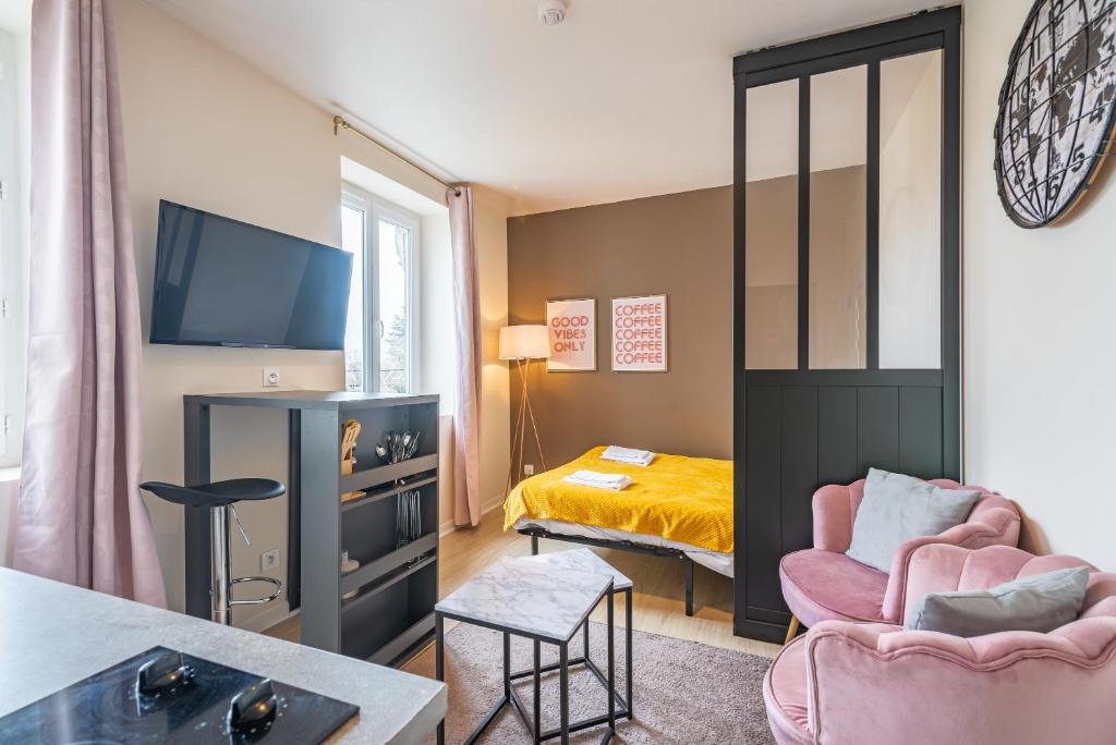 Nazelles-Negron Apartment | Bistrot 10