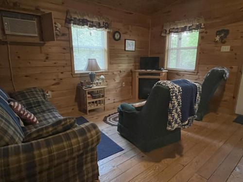Robertsdale House | Bitter Goose Cabin