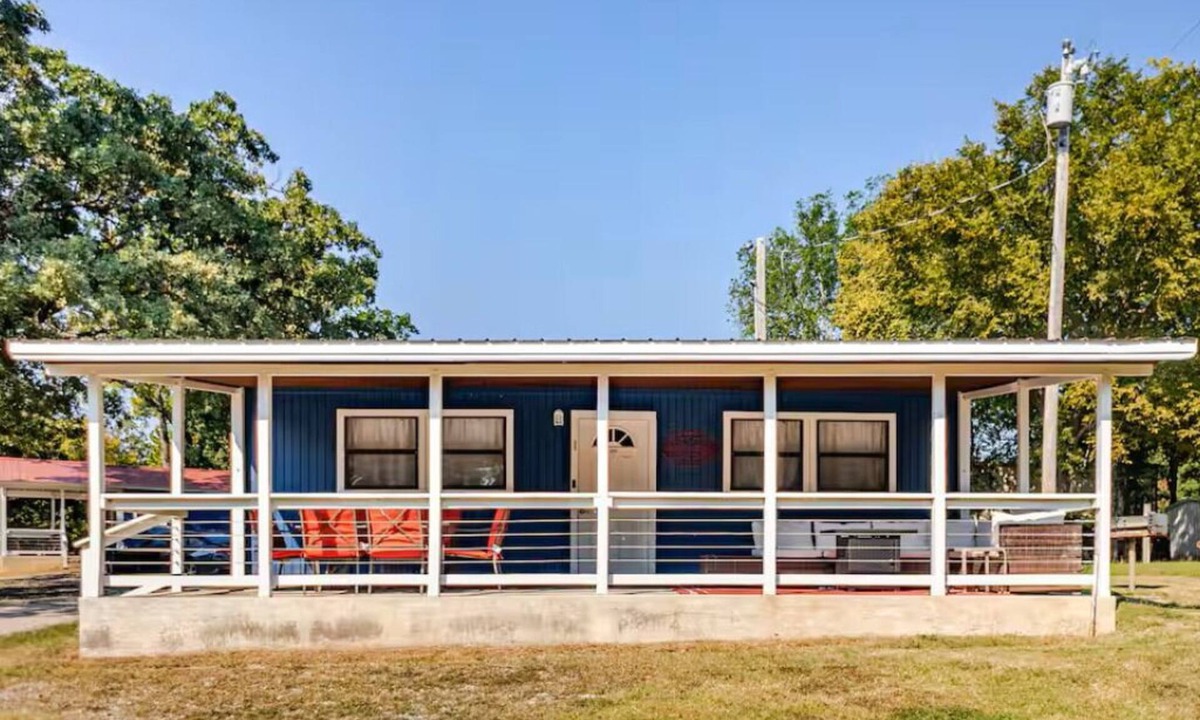 Porum House | Bixby Cove Cabin #1