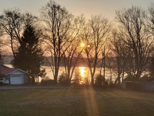 North Port House | Bizlodge County Greenside Lakeview