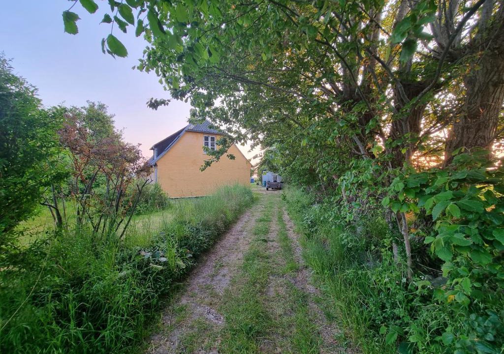 Faaborg House | Bjørnø Vingård B&B - bed&bath