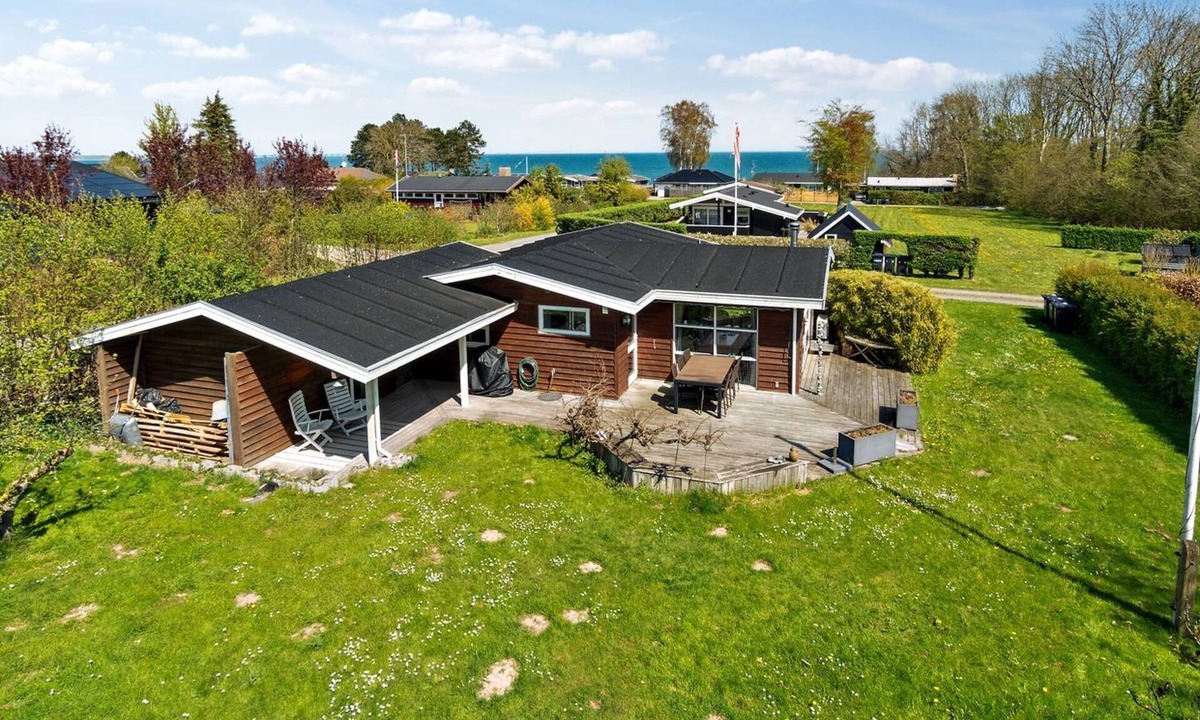 Frørup House | "Bjarke" - 200m from the sea by Interhome