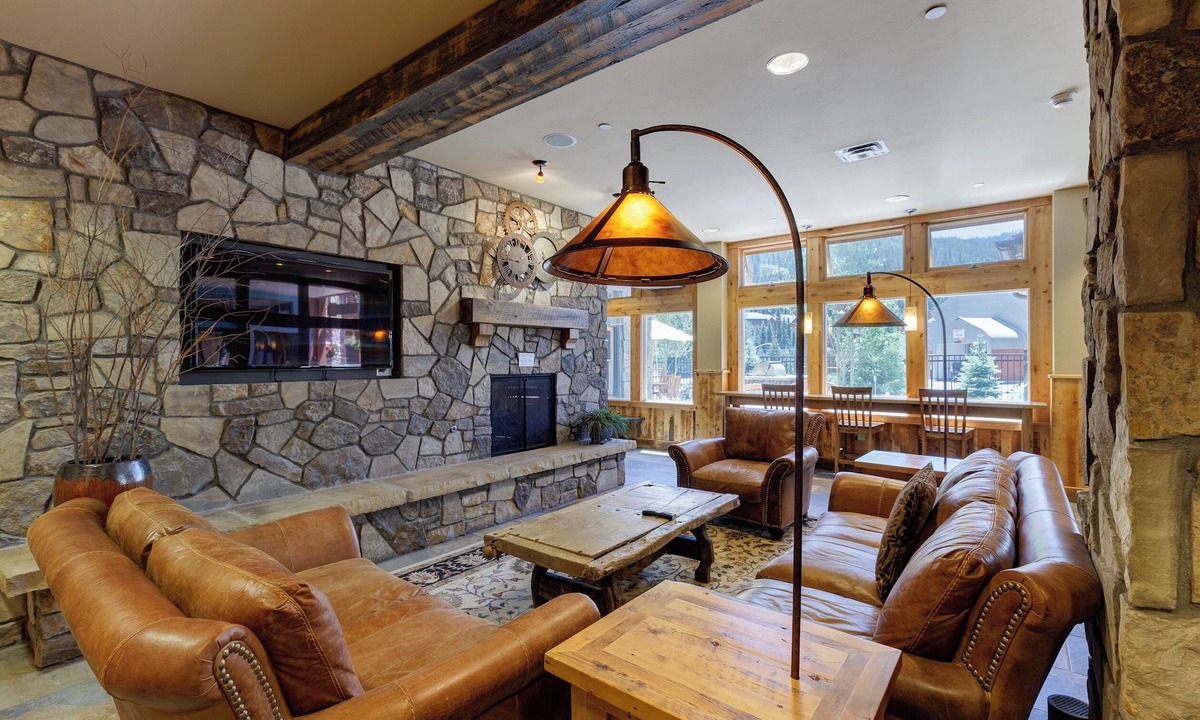 River Run House | Black Bear #8046