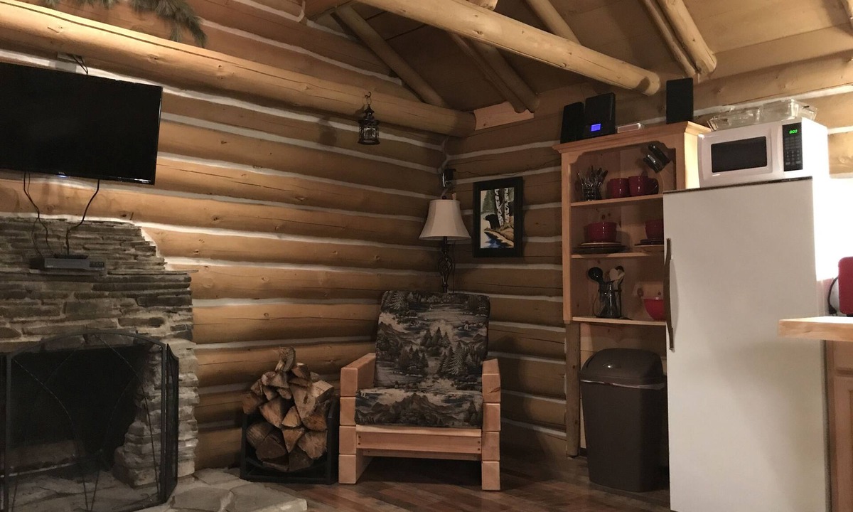 Glenfield Cabin | Black Bear Lodge Rustic Log Cabin
