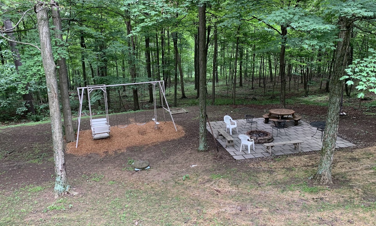 Blairs Mills Cabin | Black Connection Valley Lodge