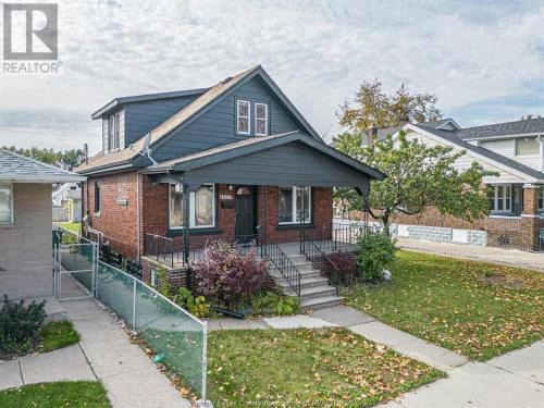 Walkerville Apartment | Black door bungalow