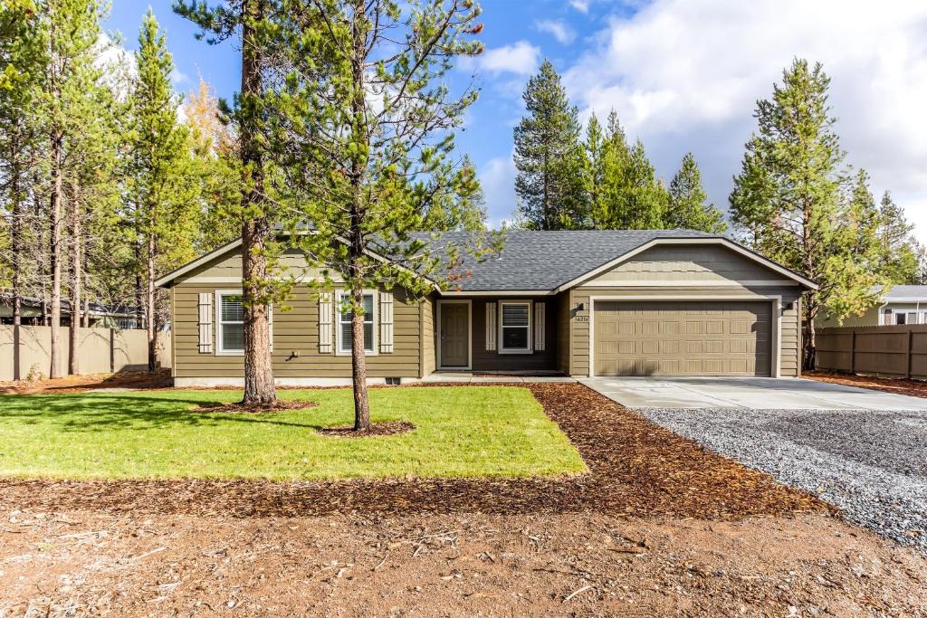 Oregon Water Wonderland House | Black Duck 4