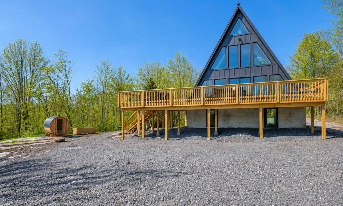 Blakeslee Cabin | Black Lotus A-Frame | Hot Tub | Sauna | Firepit