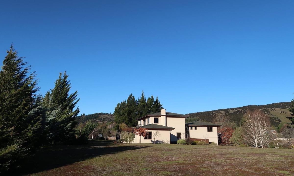 Wanaka Apartment | Black Peak View