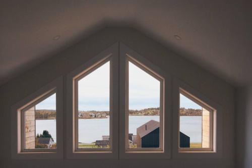 Riverport House | Black Salt Retreat - A Nordic-Inspired Retreat - Cabin 3