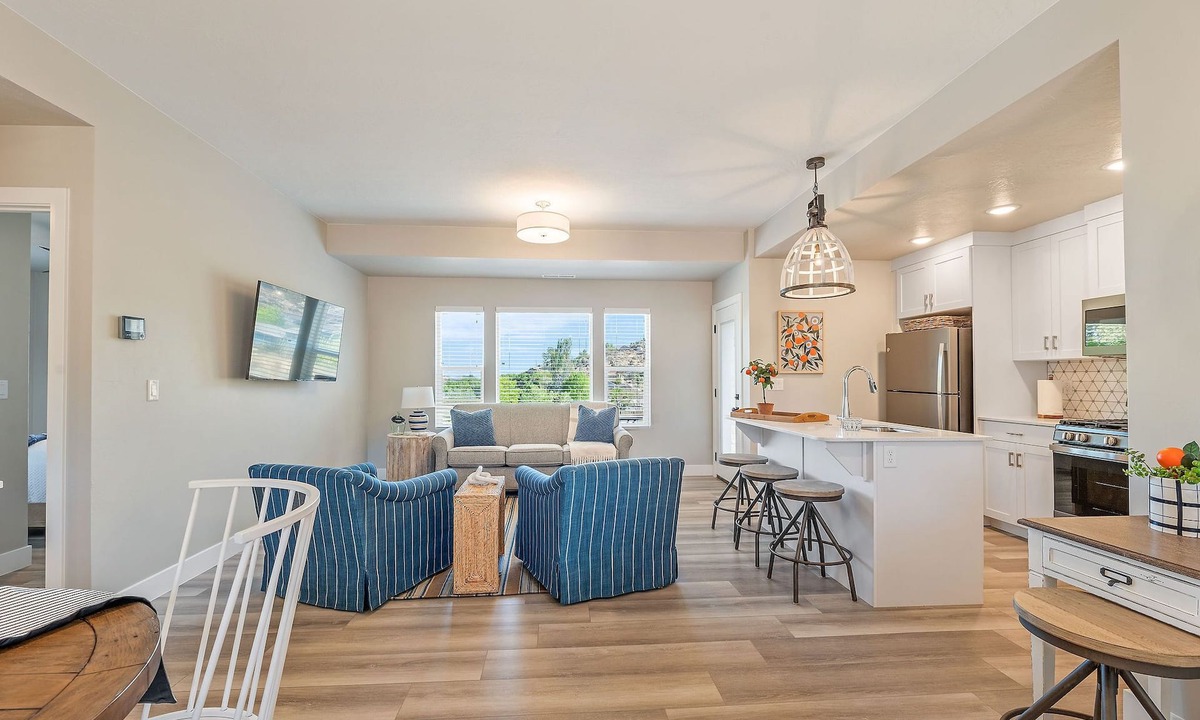 Cedar City Condo | BLACK SHEEP INN Newly Constructed Suffolk #2 of 4 Units