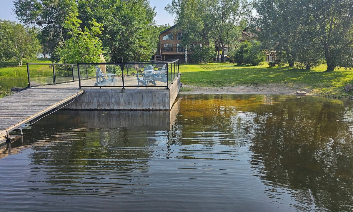Birch Island House | Black Sturgeon Lake House
