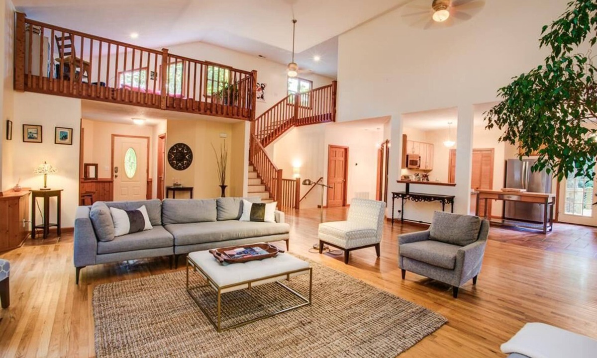 Fairview House | Blackberry Lodge | Near Asheville · Hot Tub · Game Room · Fire Pit