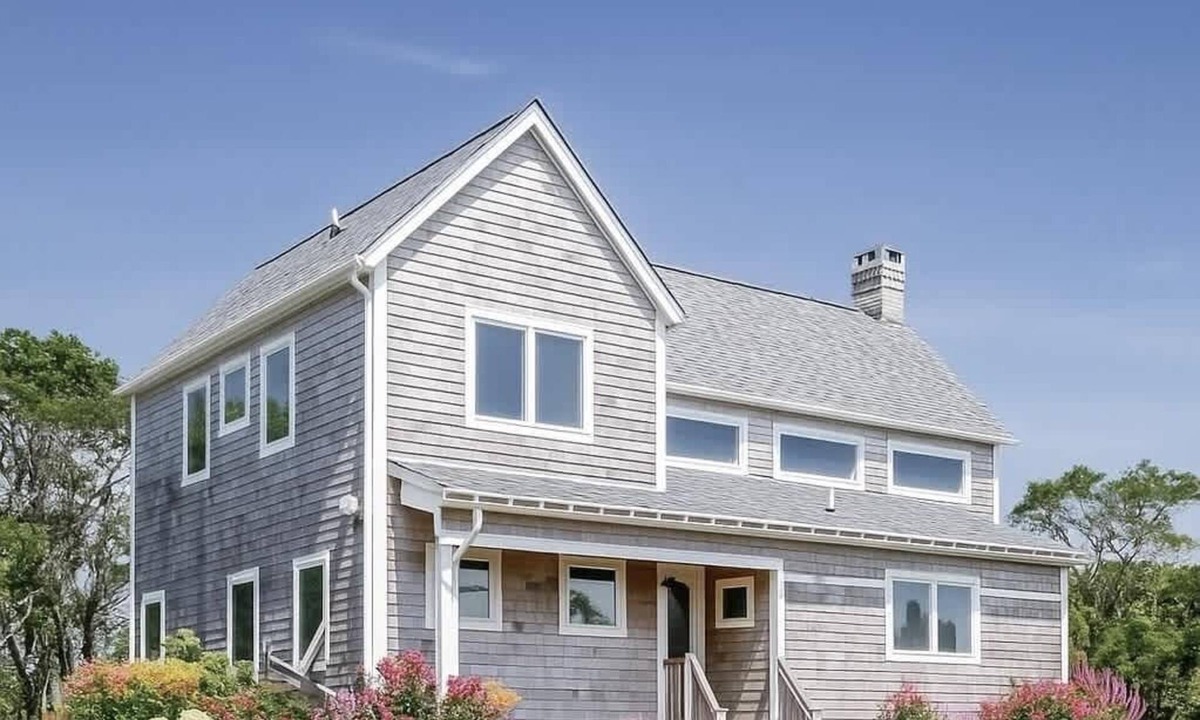 Block Island House | Blackberry Meadow