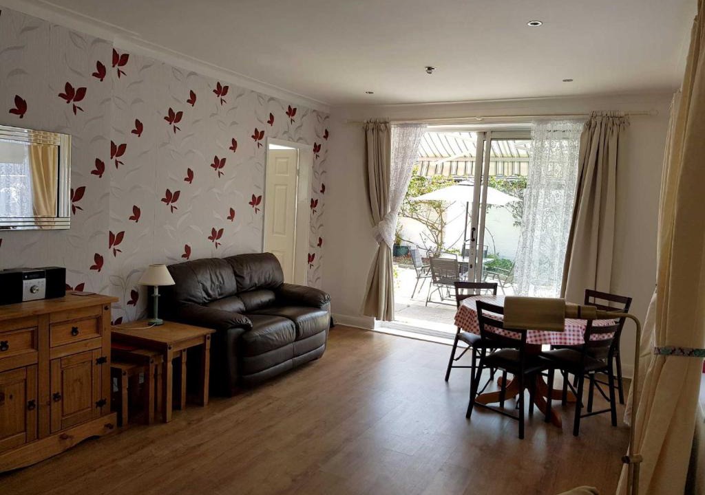 Blackpool House | Blackpoolholidaylets The Bungalow