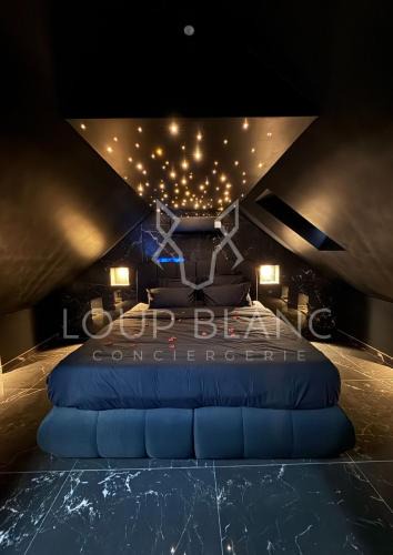 Belfort Apartment | BlackRoom - Balnéo - Ciel étoilé