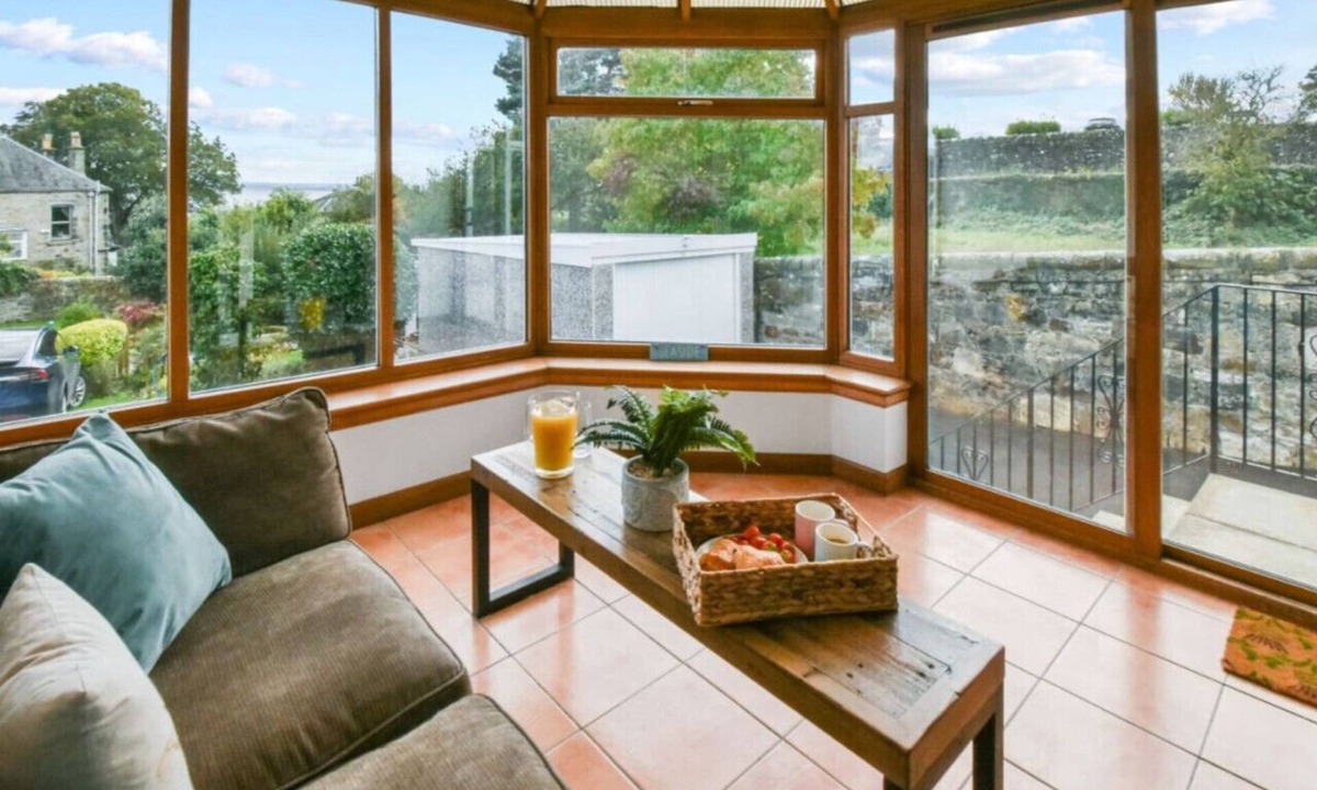 Aberdour House | Blacksand sea view cottage