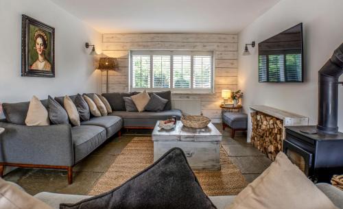 Wenhaston House | Blackshore House