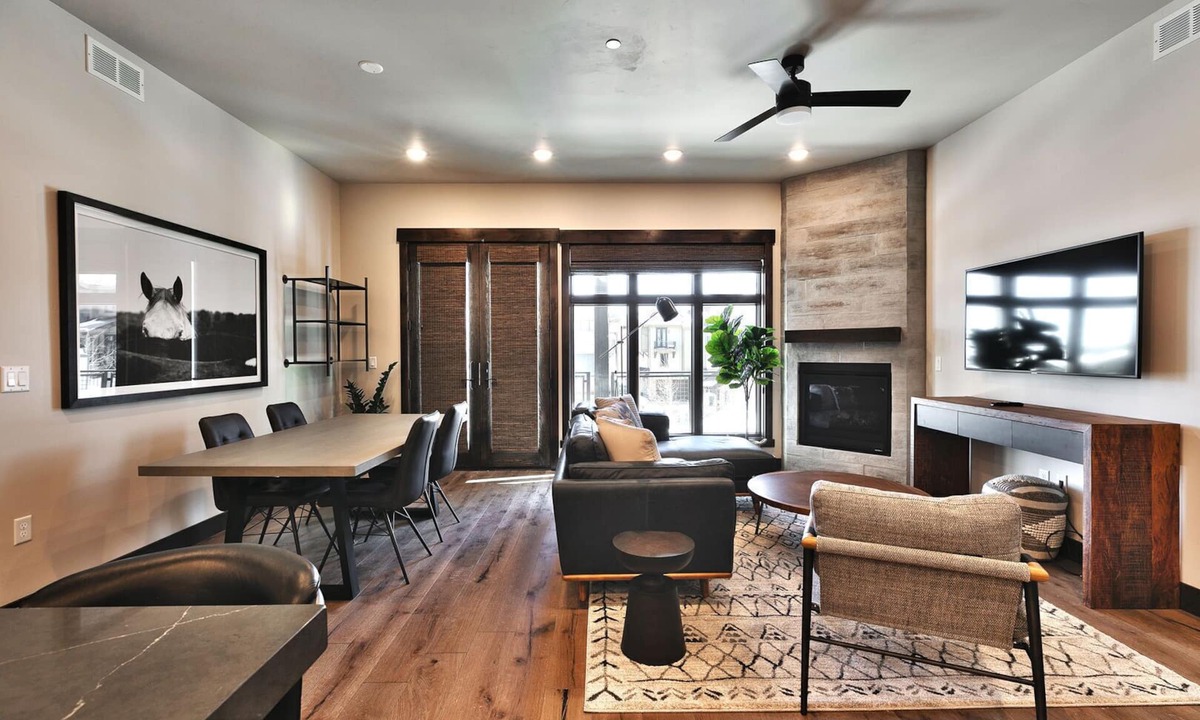 Park City Condo | Blackstone Residence w/Pool & Hot tub