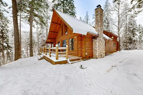 Lakeside House | Blacktail Cabin