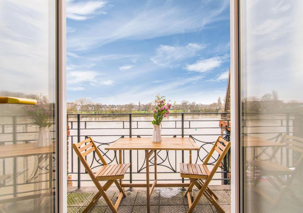 Hammersmith Apartment | Blades Court