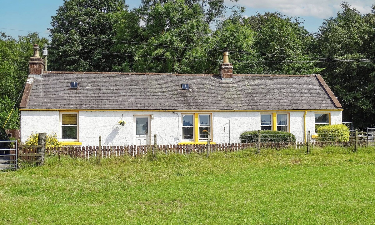 Lockerbie Cottage | Blaeberry Cottage - 28061