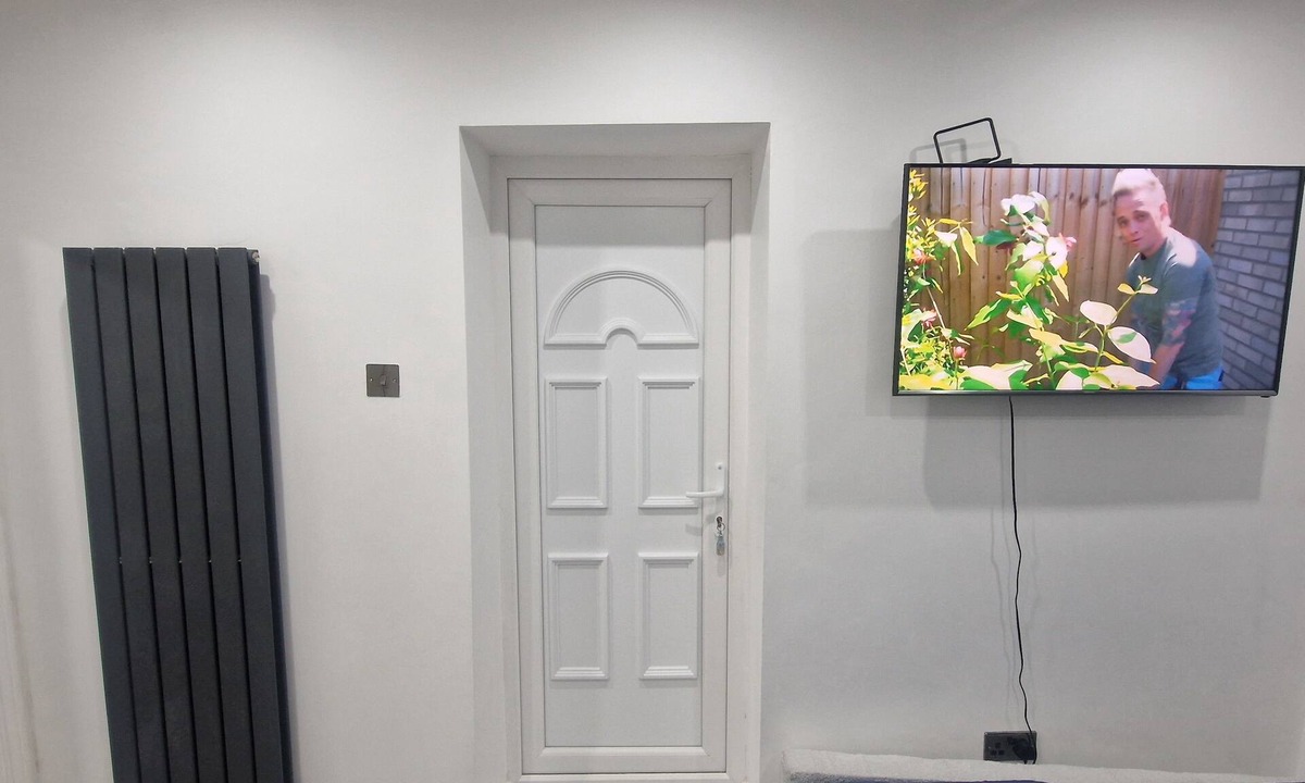 South Hornchurch House | Blake Rainham Homestay