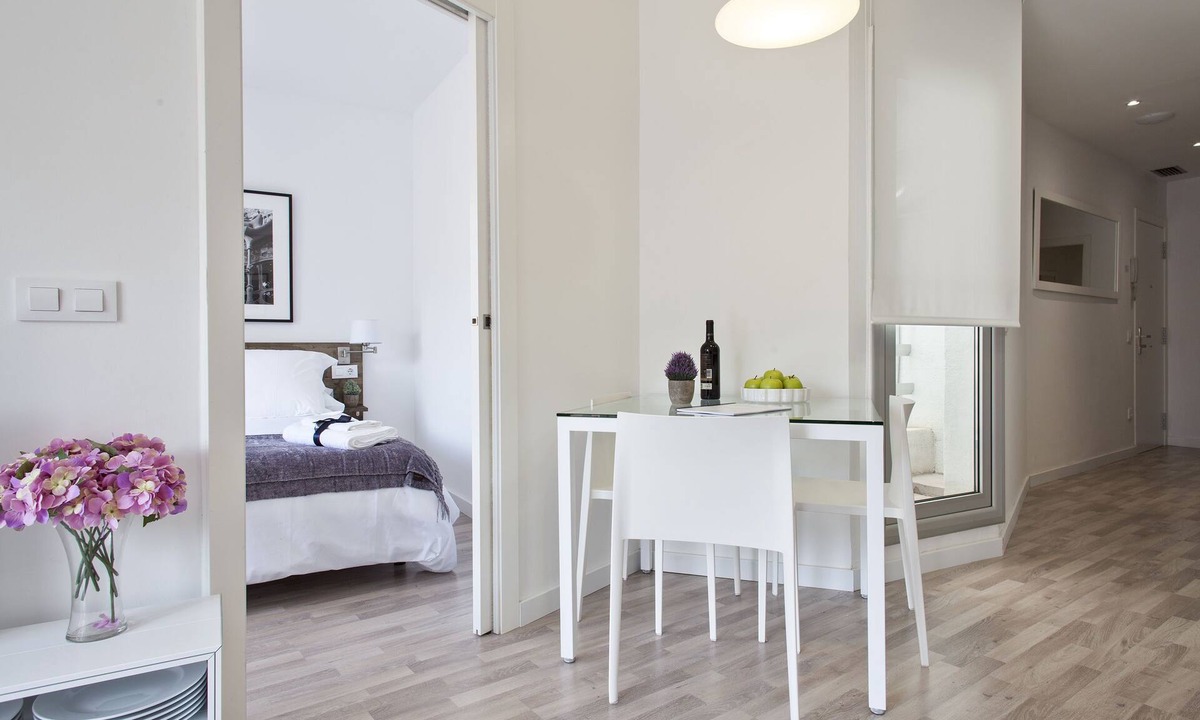 Collblanc y La Torrassa Apartment | Blanca 4 - Habitat Apartments