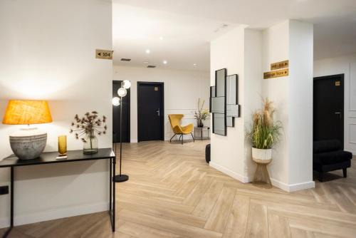 La Xerea House | Blanq Comedias