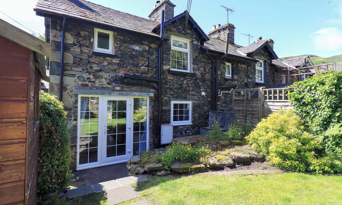Glenridding Cottage | BLEABERRY COTTAGE, pet friendly, with open fire in Penrith