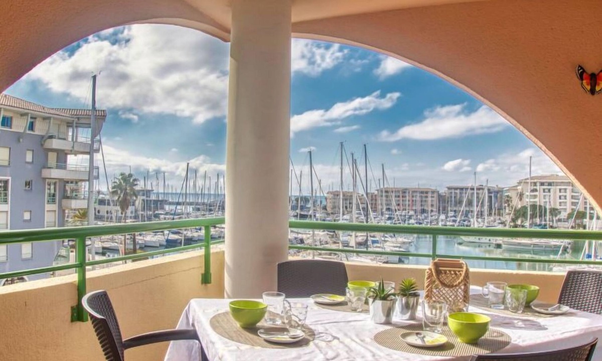 Frejus Port Apartment | Bleu Marine by Interhome