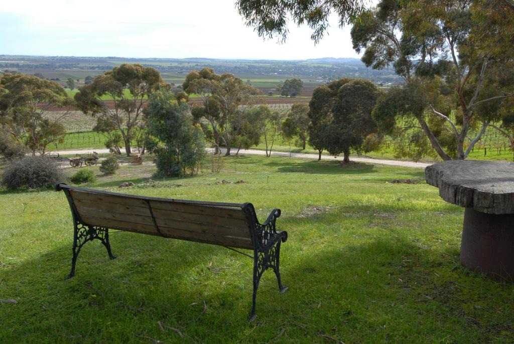 Krondorf Bed & Breakfast | Blickinstal Barossa Valley Accommodation