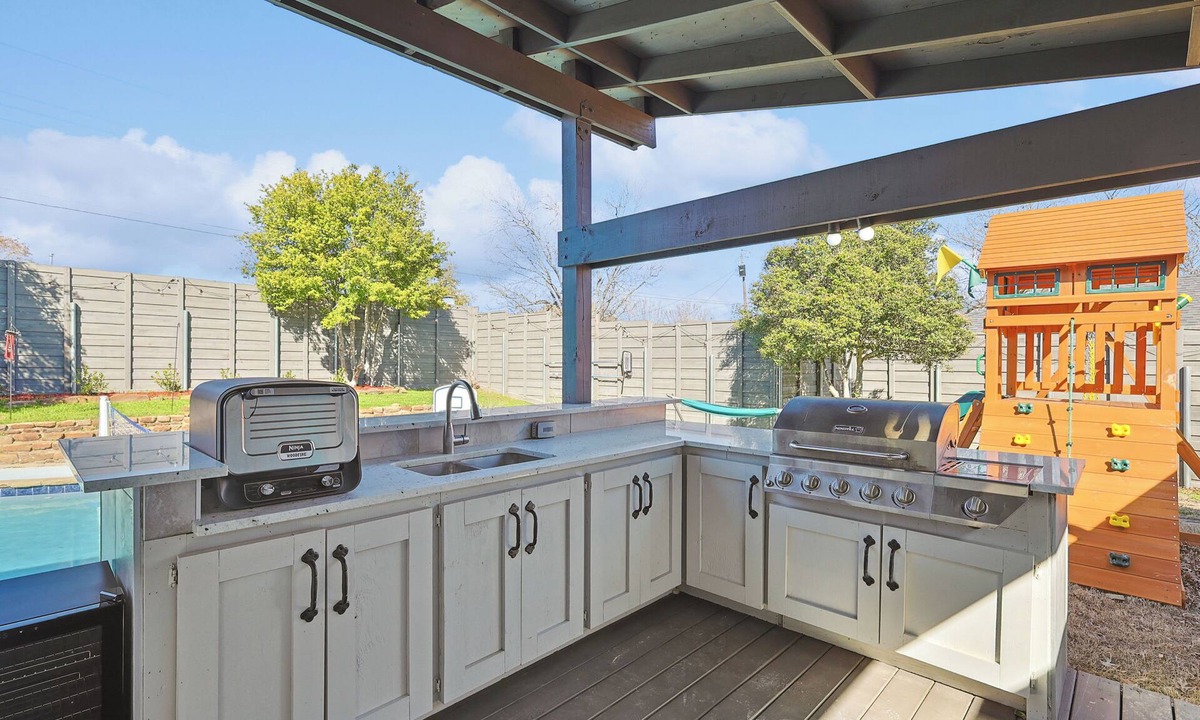 DeSoto House | Blissful bonding Desoto