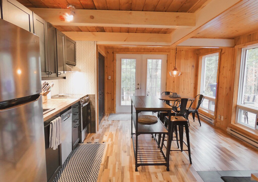 Orford Villa | Blissful Chalet+ Nature + Family & Pet Friendly + Workspace + WiFi