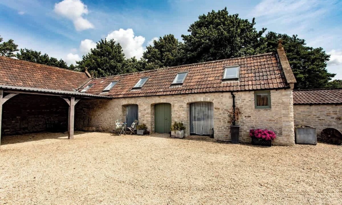 Wick Apartment | Blissful Country Escape for Two