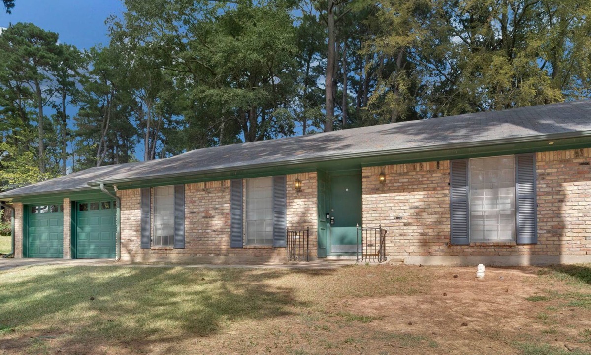 Shreveport House | Blissful, Cozy, Cute, Sleeps 8
