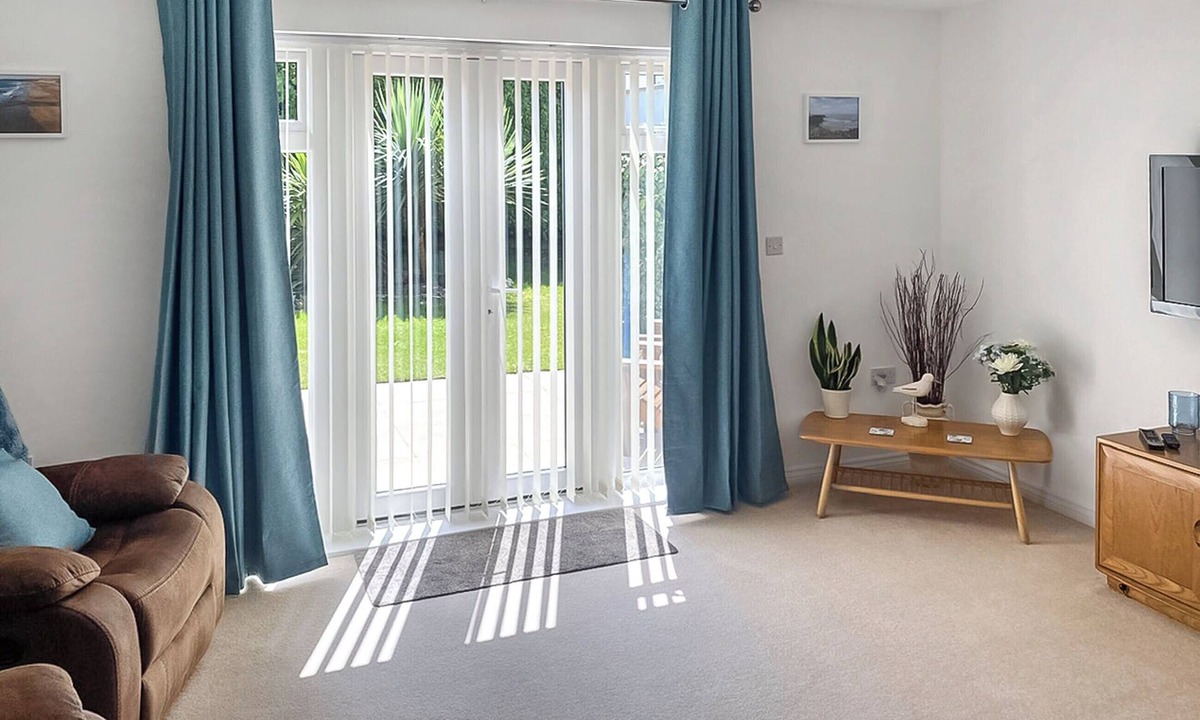 Perranporth Cottage | Blissful Ocean Breeze